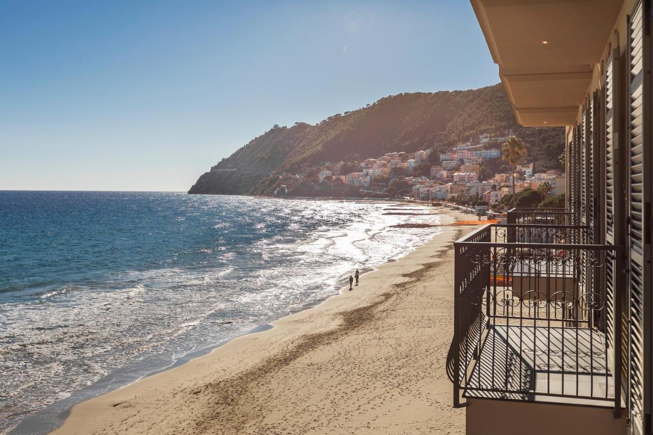 Hotel Windsor Laigueglia Eksteriør billede
