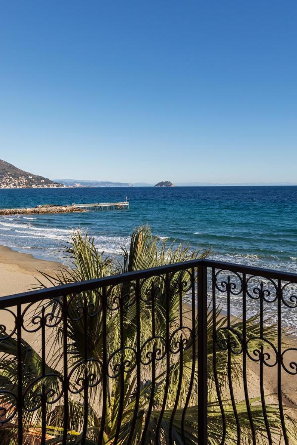 Hotel Windsor Laigueglia Eksteriør billede
