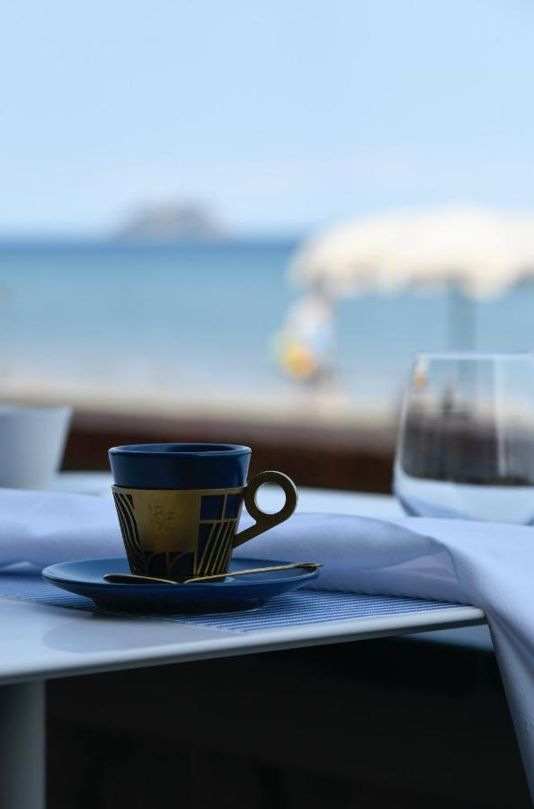 Hotel Windsor Laigueglia Eksteriør billede
